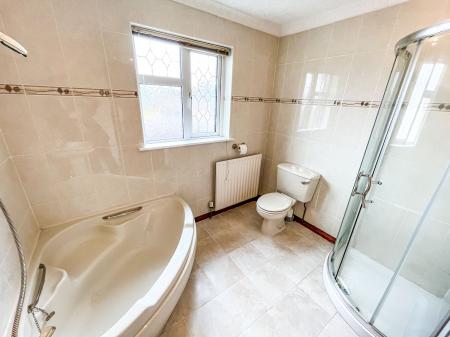 4 bedroom Detached house for sale in Holborn Hall, Lisburn, BT27