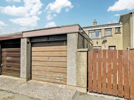 3 bedroom Terraced House for sale in Howard Place, Lisburn, BT28