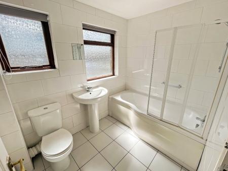 3 bedroom Terraced House for sale in Howard Place, Lisburn, BT28