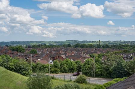4 bedroom Town house for sale in Linen Green, Lisburn, BT28