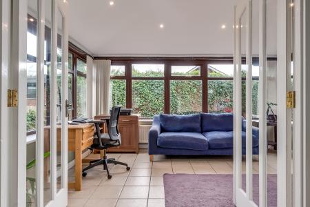 4 bedroom Detached house for sale in Mayfields, Lisburn, BT28