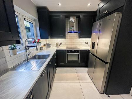 3 bedroom Terraced House for sale in Parkview, Lisburn, BT27