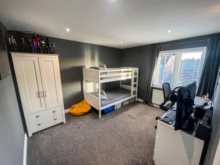 3 bedroom Terraced House for sale in Parkview, Lisburn, BT27