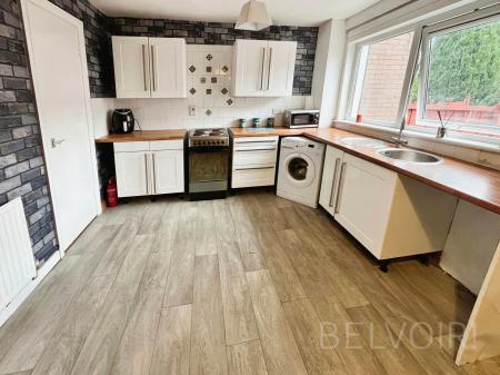 2 bedroom Terraced House for sale in Rathvarna Avenue, Lisburn, BT28