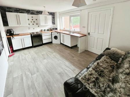 2 bedroom Terraced House for sale in Rathvarna Avenue, Lisburn, BT28