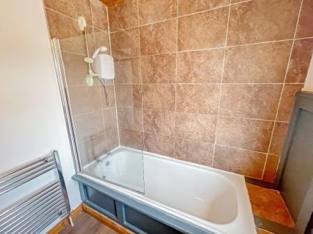 3 bedroom End of terrace house for sale in River Road, Lambeg, BT27