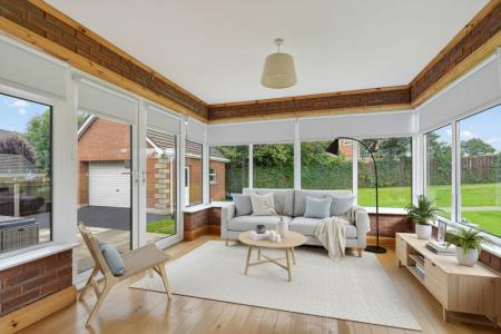 4 bedroom Detached house for sale in Rivergate Lane, Lisburn, BT27