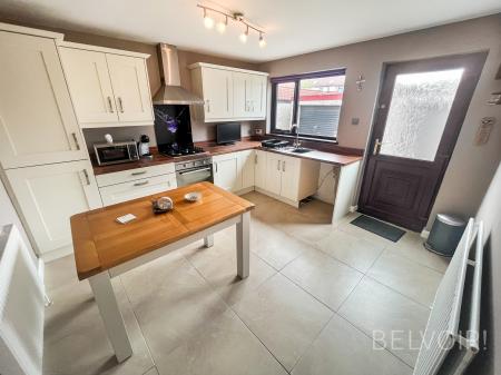 2 bedroom Terraced House for sale in Sandymount, Lisburn, BT27