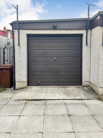 2 bedroom Terraced House for sale in Sandymount, Lisburn, BT27