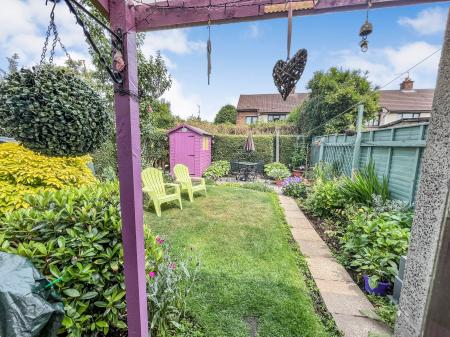 2 bedroom Terraced House for sale in Spruce Street, Lisburn, BT27