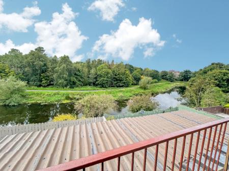 2 bedroom Flat to let in Edgewater, Lisburn, BT27