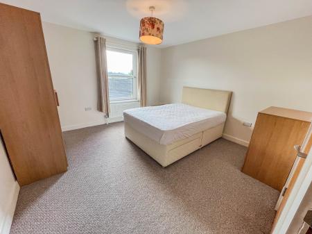 2 bedroom Apartment for sale in Hillsborough Road Mews, Lisburn, BT28