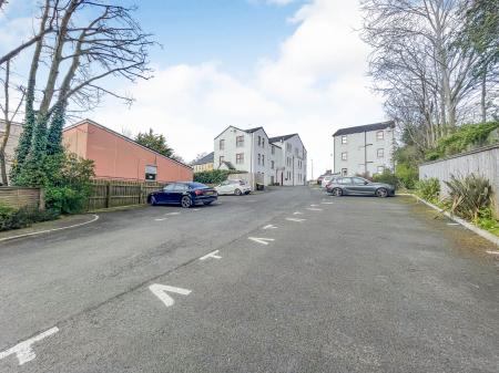 2 bedroom Apartment for sale in Hillsborough Road Mews, Lisburn, BT28