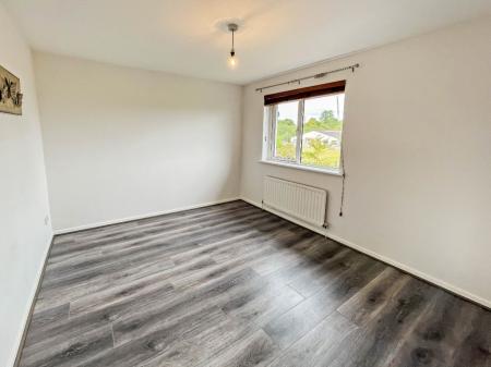 3 bedroom Semi-detached house to let in Ashbourne Park, Lambeg, BT27