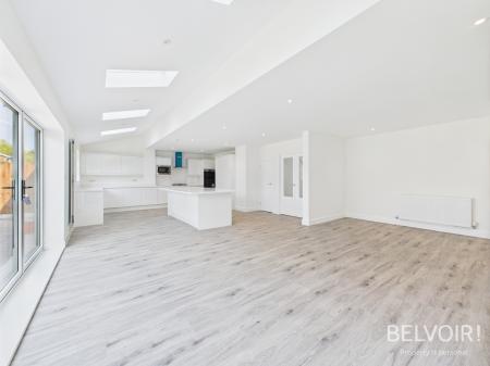 4 bedroom Semi-detached house for sale in Longmeadow Road, Knowsley Village, Knowsley Village, L34