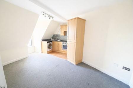 2 bedroom Flat to let in Meribel Square, Prescot, L34