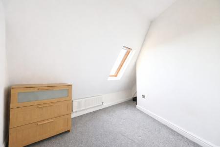 2 bedroom Flat to let in Meribel Square, Prescot, L34