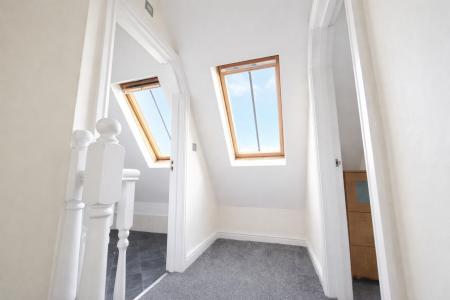 2 bedroom Flat to let in Meribel Square, Prescot, L34