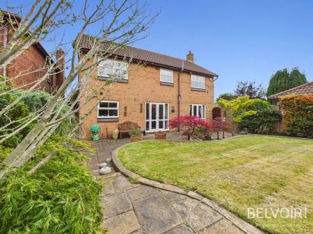 4 bedroom Detached house for sale in Sandstone Close, Rainhill, L35