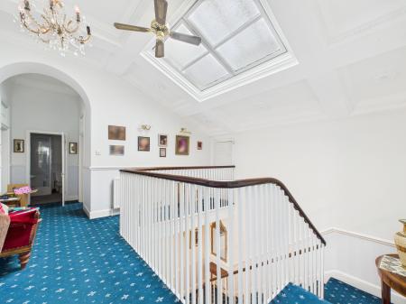 9 bedroom Semi-detached house for sale in 166 Orrell Road, Orrell, Wigan, WN5