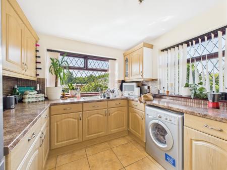 3 bedroom Semi-detached bungalow for sale in Briar Close, Ashton-In-Makerfield, WN4