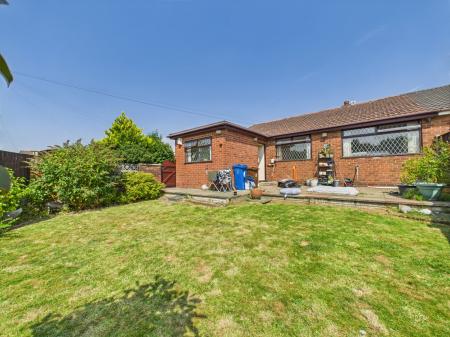 3 bedroom Semi-detached bungalow for sale in Briar Close, Ashton-In-Makerfield, WN4