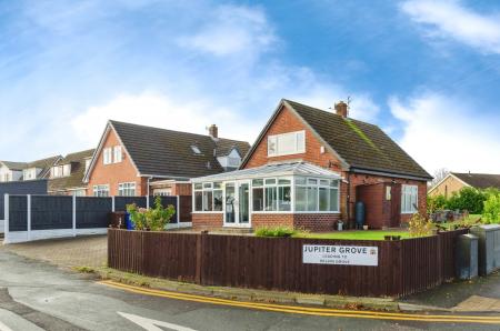 2 bedroom Detached house for sale in Jupiter Grove, Wigan, WN3