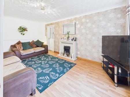 3 bedroom Semi-detached house for sale in Lee Lane, Abram, WN2