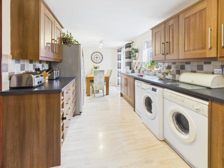 3 bedroom Semi-detached house for sale in Lee Lane, Abram, WN2