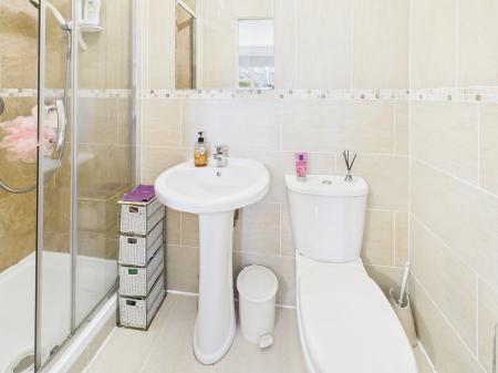 3 bedroom Semi-detached house for sale in Lee Lane, Abram, WN2