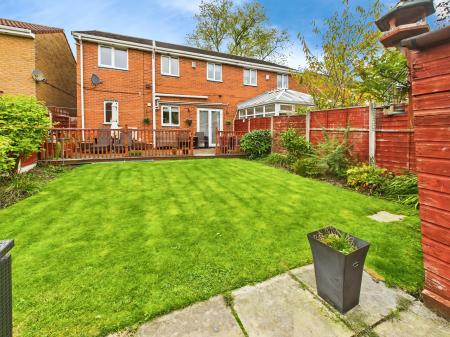 3 bedroom Semi-detached house for sale in Lee Lane, Abram, WN2