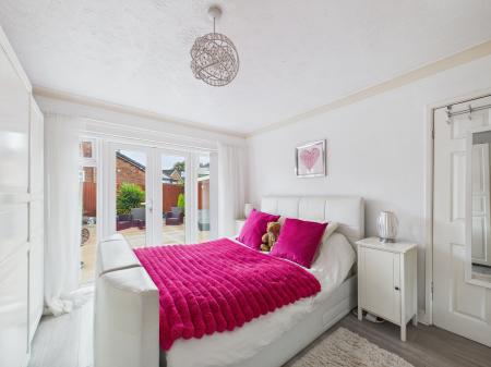 1 bedroom Bungalow for sale in Ross Close, Billinge, WN5