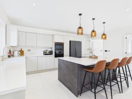 4 bedroom Detached house for sale in Whelley, Whelley, Wigan, WN2