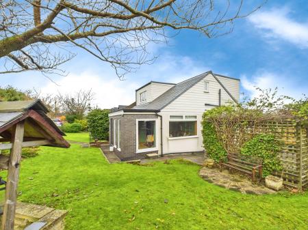 4 bedroom Semi-detached house for sale in Dean Close, Up Holland, Skelmersdale, WN8