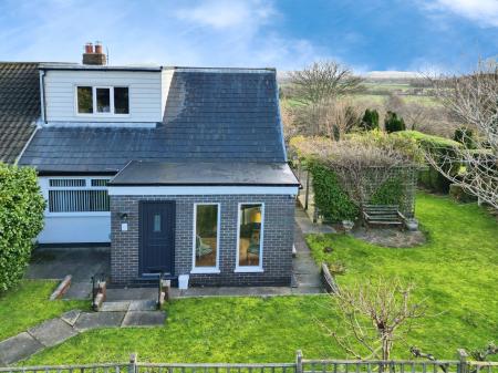 4 bedroom Semi-detached house for sale in Dean Close, Up Holland, Skelmersdale, WN8