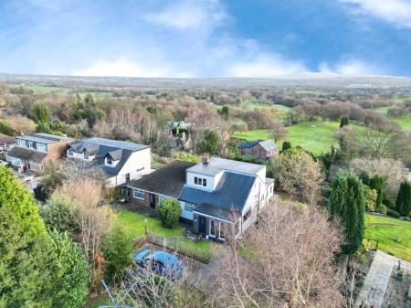 Dean Close, Up Holland, Skelmersdale, WN8