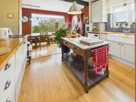 4 bedroom Semi-detached house for sale in Dean Close, Up Holland, Skelmersdale, WN8