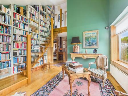 4 bedroom Semi-detached house for sale in Dean Close, Up Holland, Skelmersdale, WN8