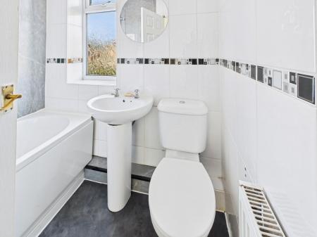 3 bedroom Terraced House to let in Holt Street, Wigan, WN6