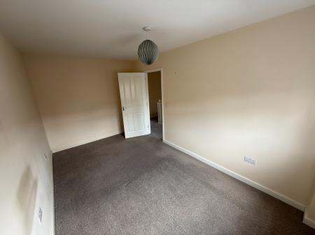 2 bedroom Terraced House for sale in Tulip Crescent, Loughborough, LE11