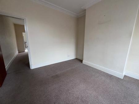 3 bedroom Terraced House to let in Howard Street, Loughborough, LE11
