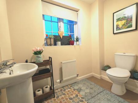 2 bedroom Terraced House for sale in Willow Road, Barrow-upon-Soar, LE12