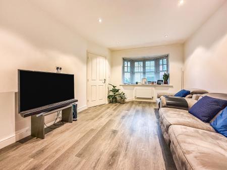 4 bedroom Detached house for sale in Crocus Close, Loughborough, LE11