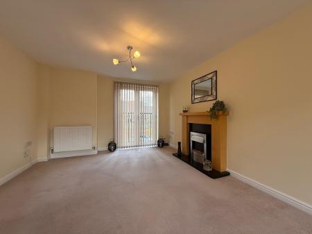 3 bedroom Town house to let in Staples Drive, Coalville, LE67