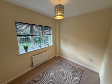 3 bedroom Town house to let in Staples Drive, Coalville, LE67