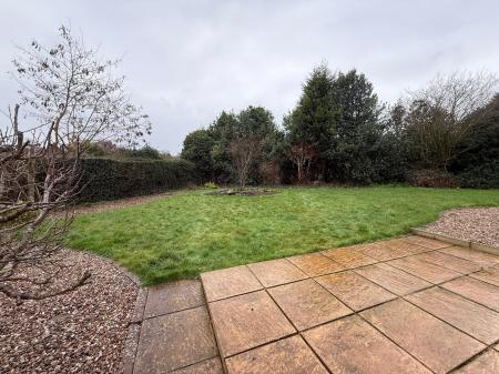 3 bedroom Bungalow to let in St Bernards Close, Shepshed, LE12