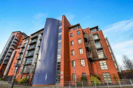 1 bedroom Flat for sale in Blantyre Street, Manchester, M15