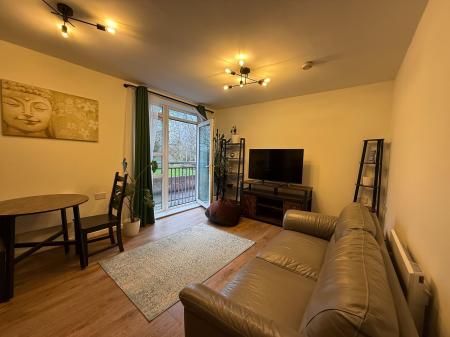 Every Street, Manchester, M4