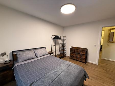 2 bedroom Flat to let in Every Street, Manchester, M4