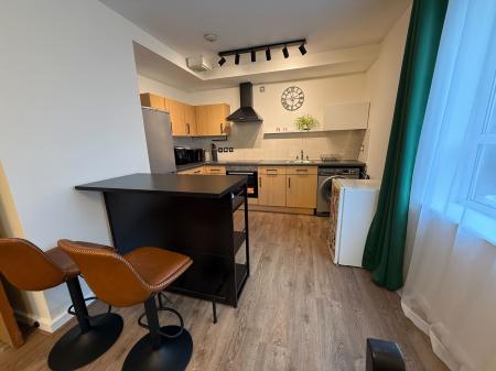 2 bedroom Flat to let in Every Street, Manchester, M4